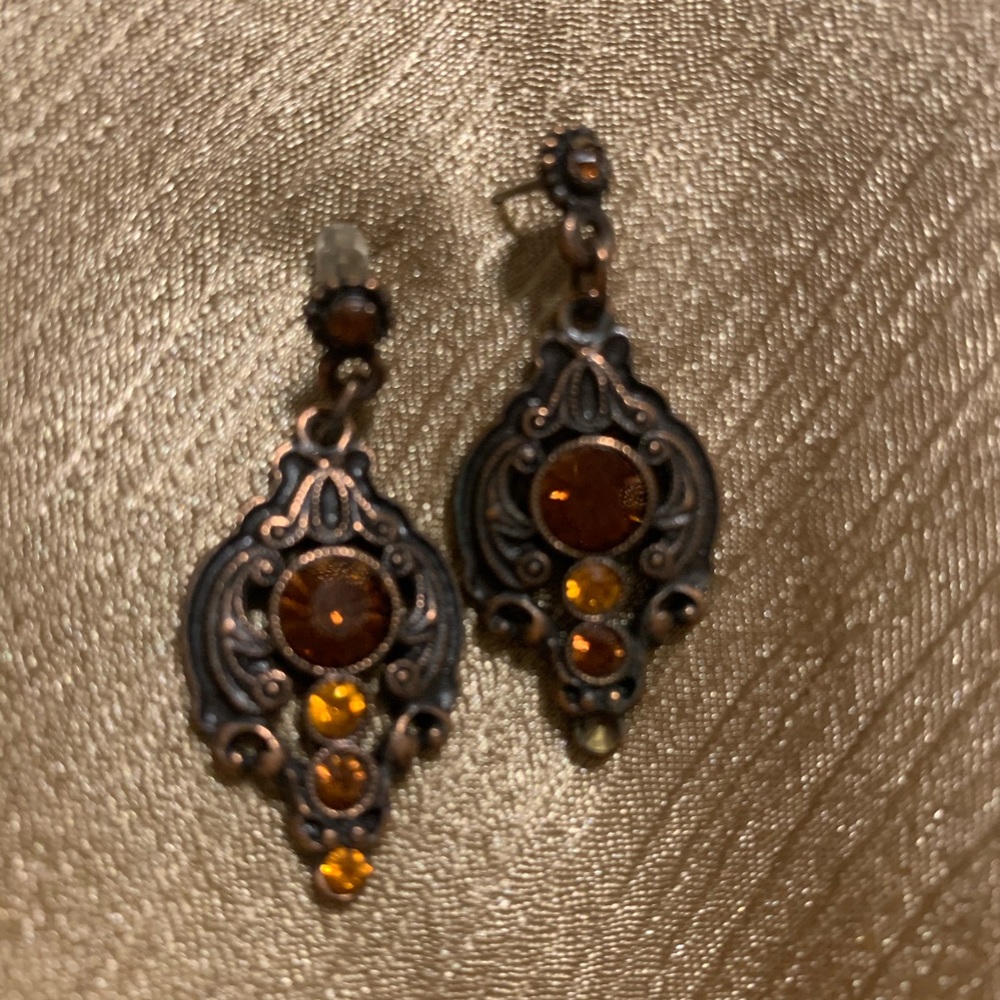 1928 Drop earrings with posts